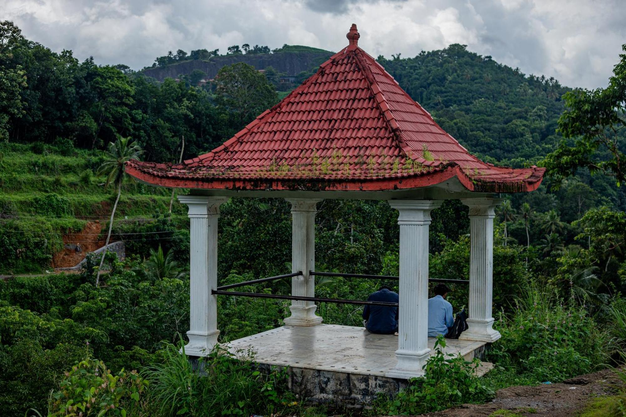 Aruvikuzhy Waterfalls Villa Kozhancheri Exterior photo